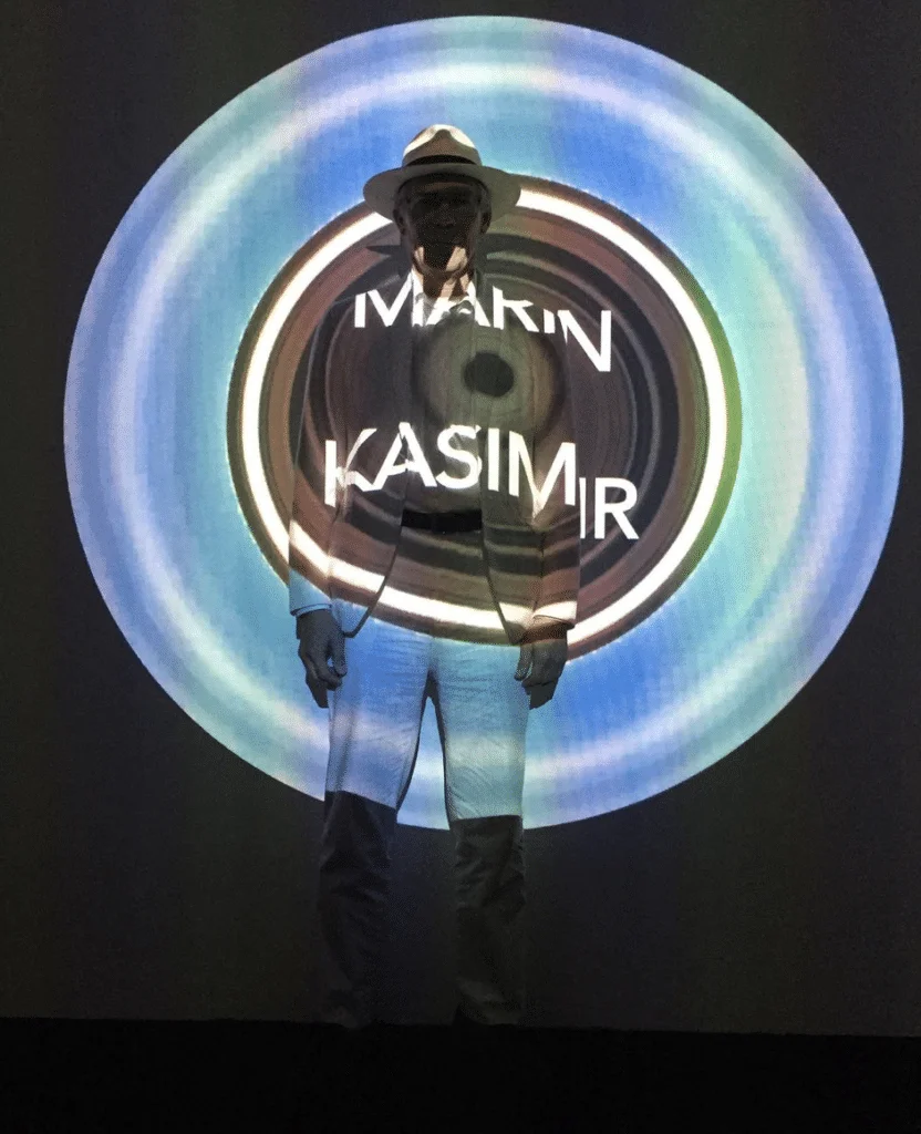 Art Essentiel - Kasimir Marin